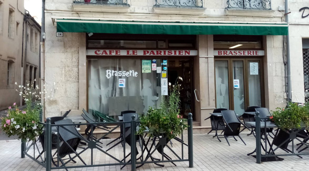 Façade du Café le Parisien à Dole